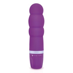 Klassieke Vibrator B Swish - Bcute Classic Pearl Paars. Erotisch shoppen doe je bij Women Toys; De lekkerste vrouwenspeeltjes